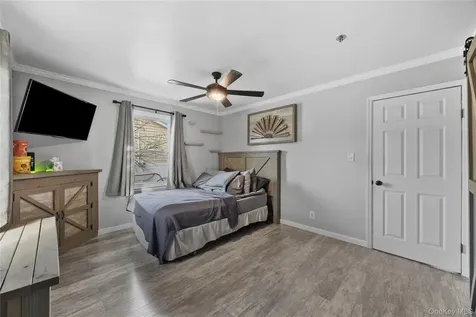 7 East Court Bethpage NY 11714