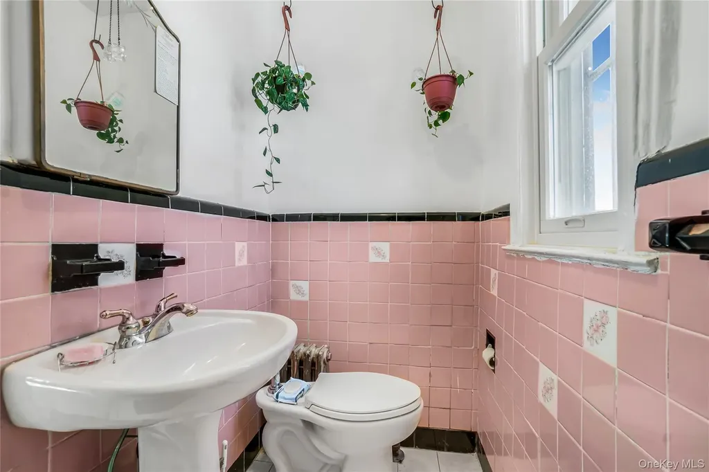 904 E 54th Street Brooklyn NY 11234