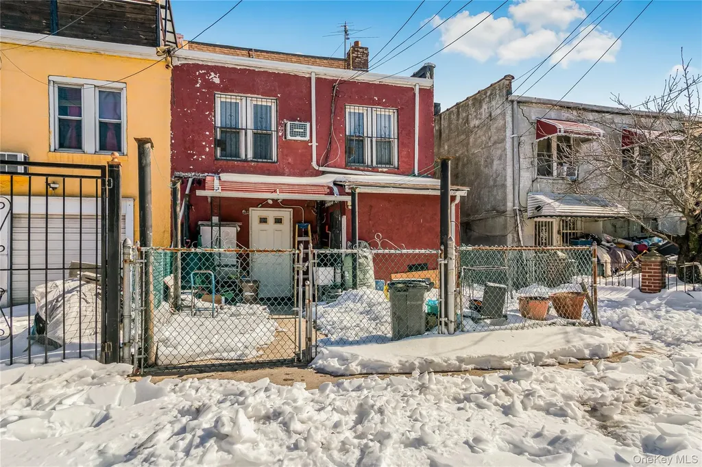 904 E 54th Street Brooklyn NY 11234