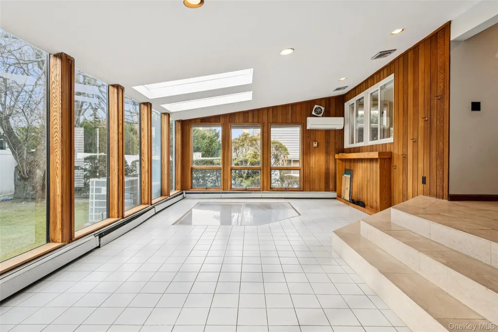 15 Baylis Place Lynbrook NY 11563
