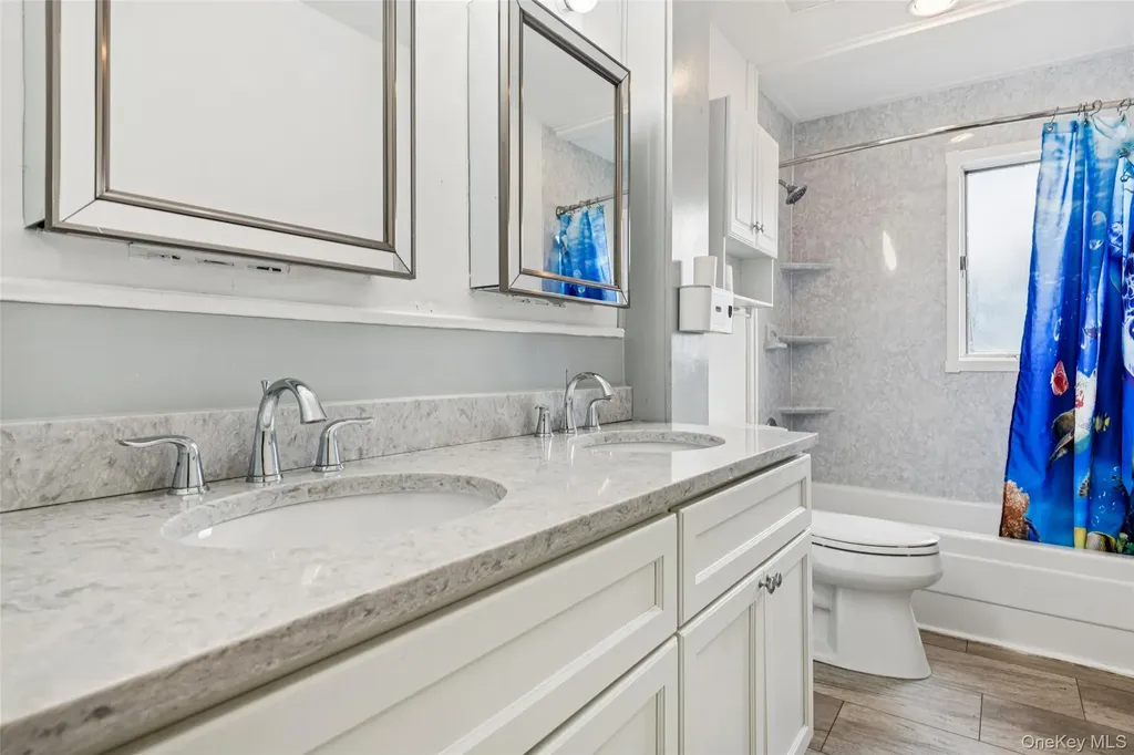15 Baylis Place Lynbrook NY 11563