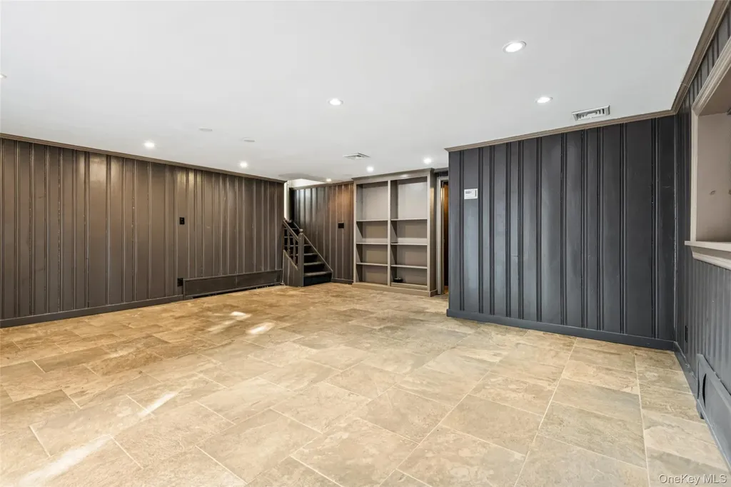15 Baylis Place Lynbrook NY 11563