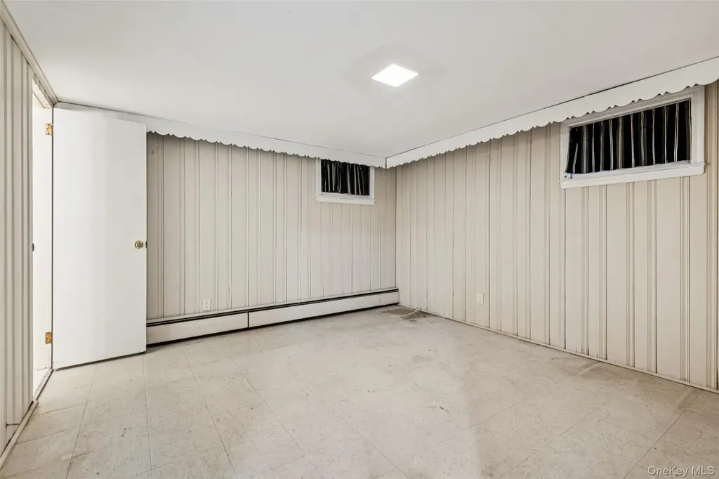 15 Baylis Place Lynbrook NY 11563