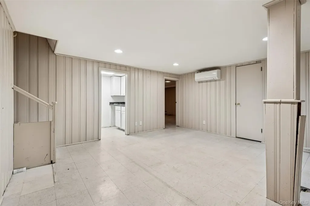 15 Baylis Place Lynbrook NY 11563