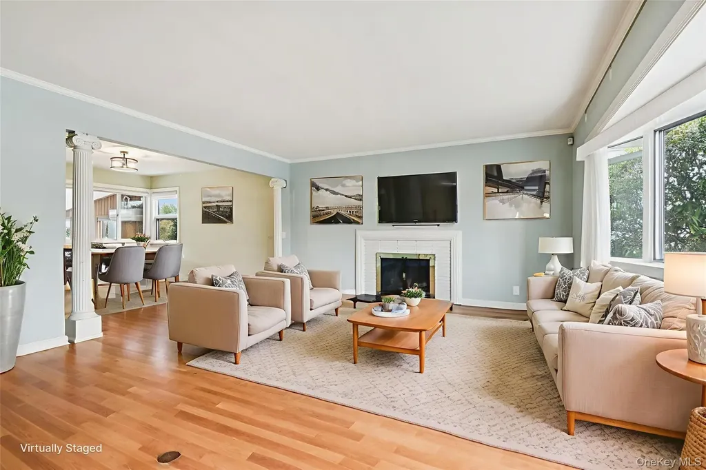 15 Baylis Place Lynbrook NY 11563