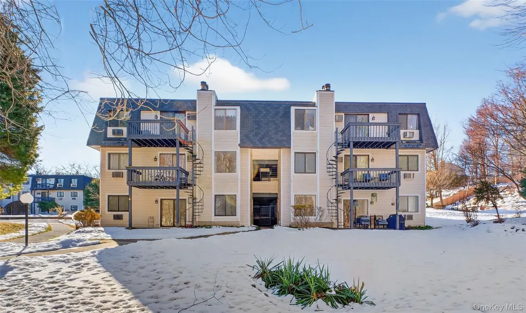 303 Drew Lane Carmel NY 10512