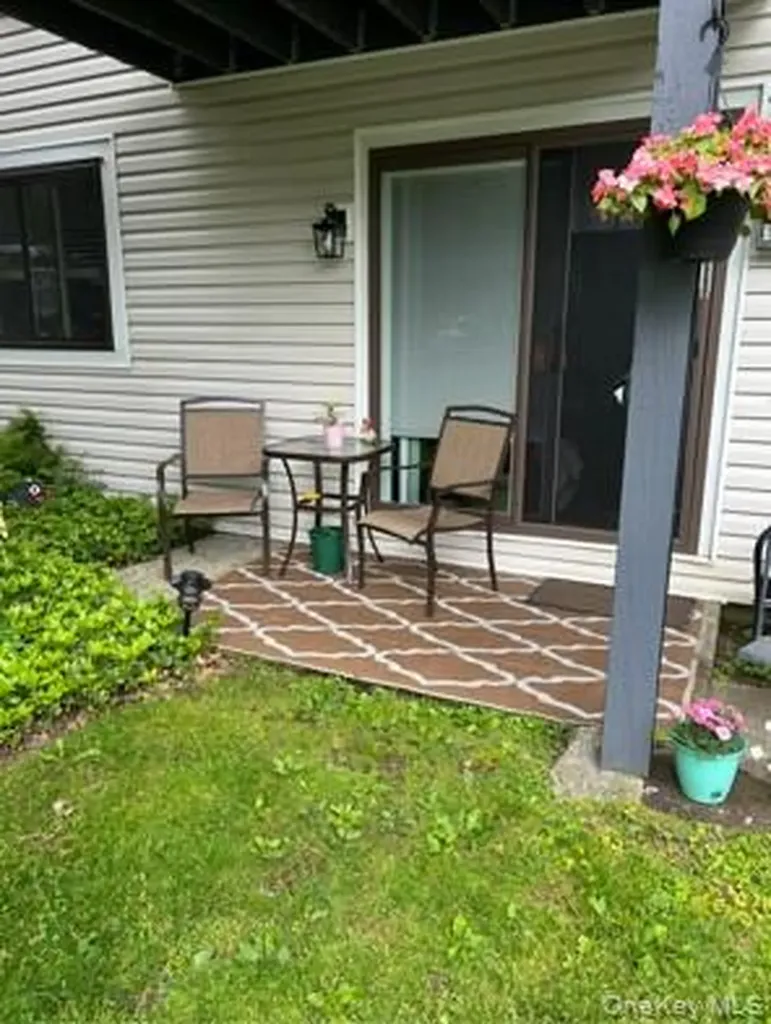 303 Drew Lane Carmel NY 10512