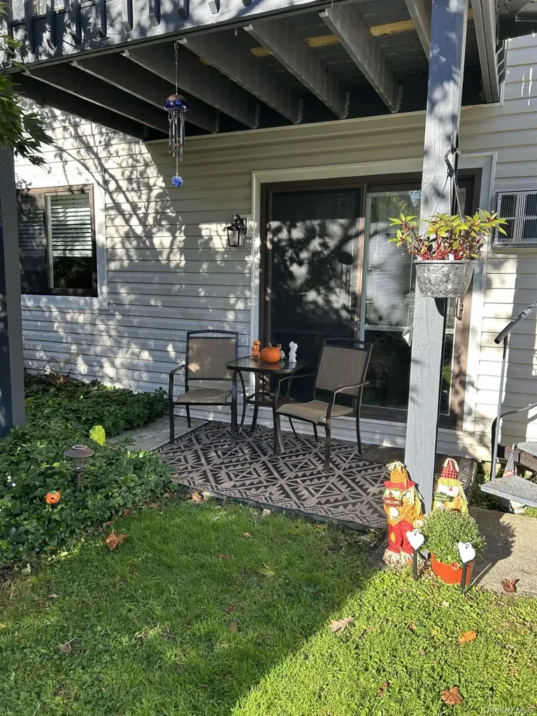 303 Drew Lane Carmel NY 10512