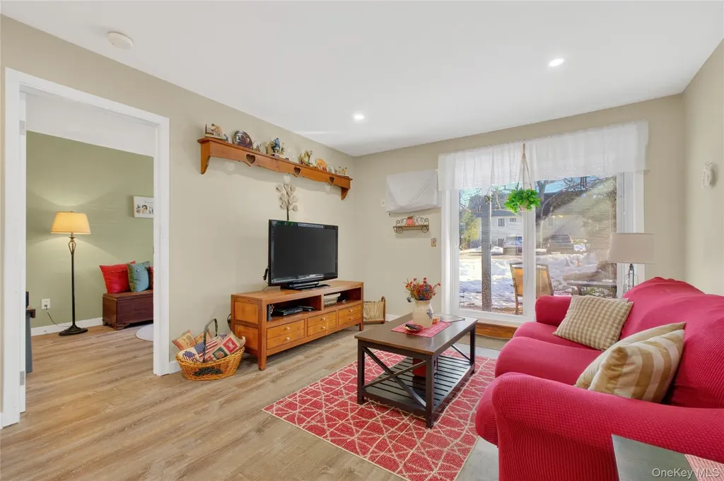 303 Drew Lane Carmel NY 10512
