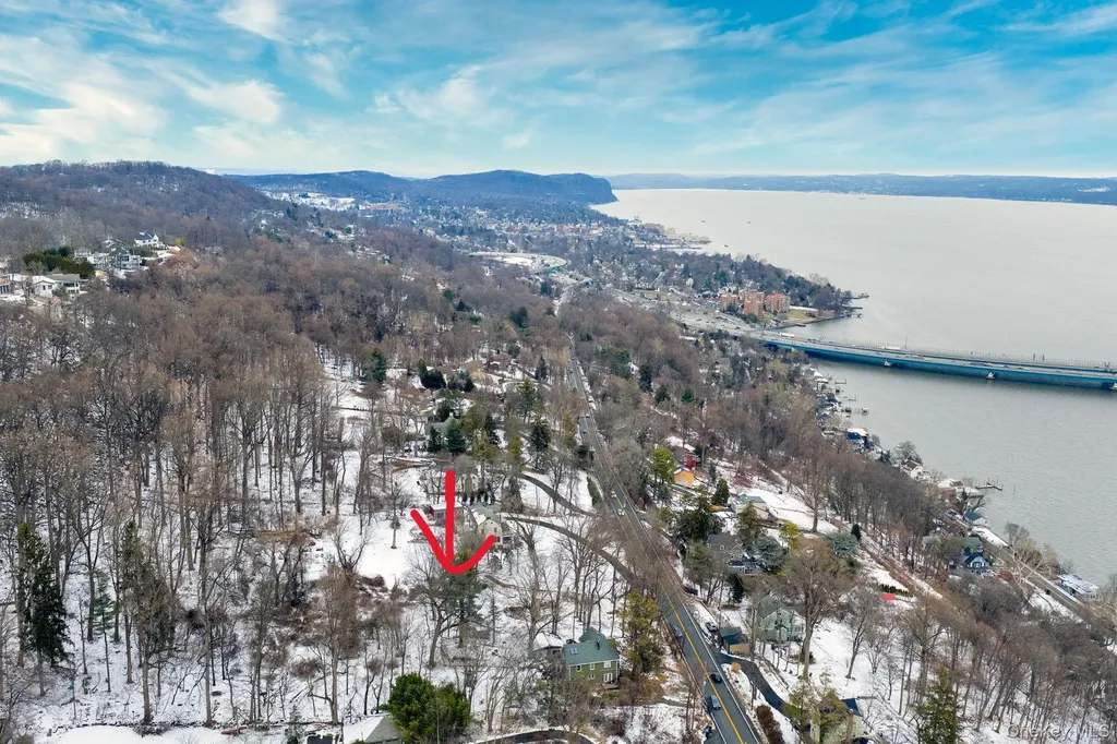 1050 Route 9w Nyack NY 10960