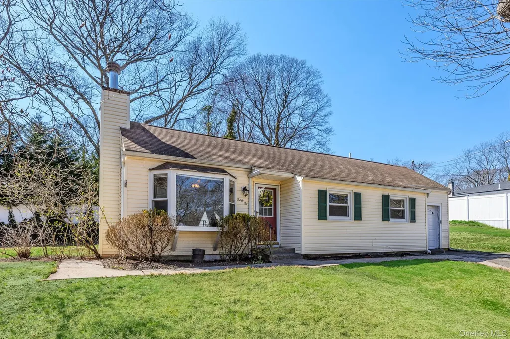 32 Hewlett Drive Sound Beach NY 11789