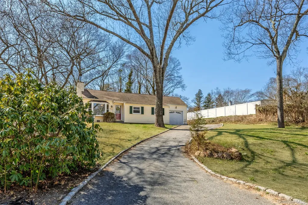 32 Hewlett Drive Sound Beach NY 11789