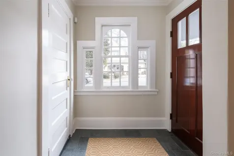 18 Vine Street Bronxville NY 10708