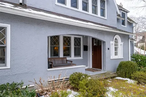 18 Vine Street Bronxville NY 10708