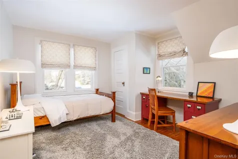 18 Vine Street Bronxville NY 10708