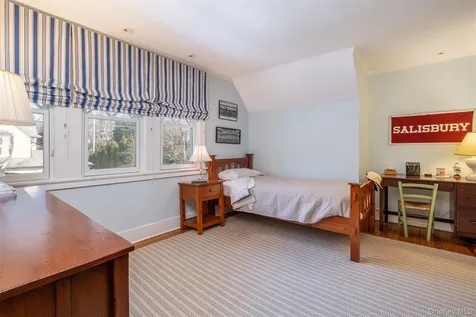 18 Vine Street Bronxville NY 10708