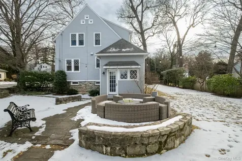 18 Vine Street Bronxville NY 10708