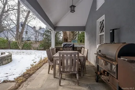 18 Vine Street Bronxville NY 10708