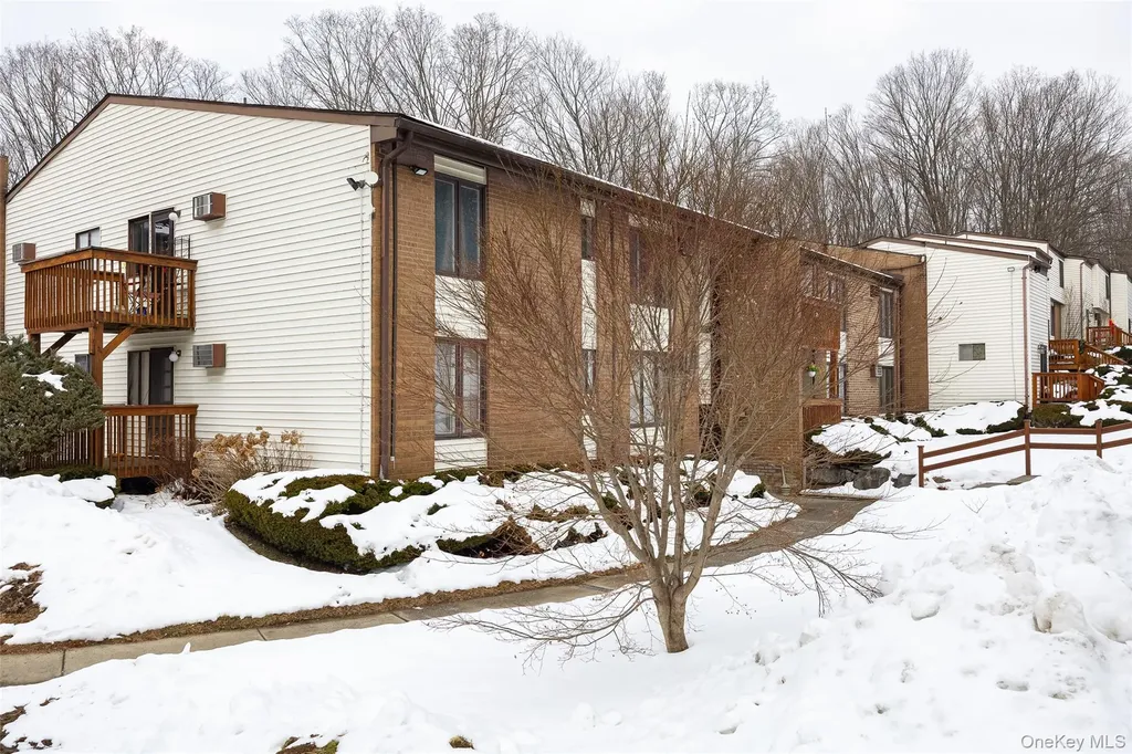 3 Hook Road Poughkeepsie NY 12601