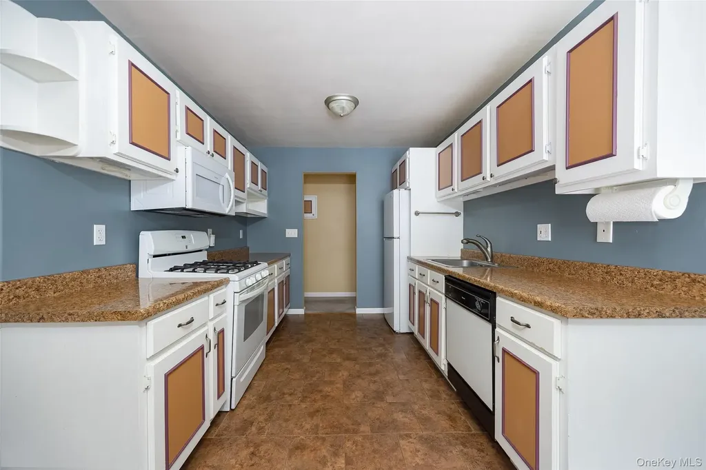 3 Hook Road Poughkeepsie NY 12601
