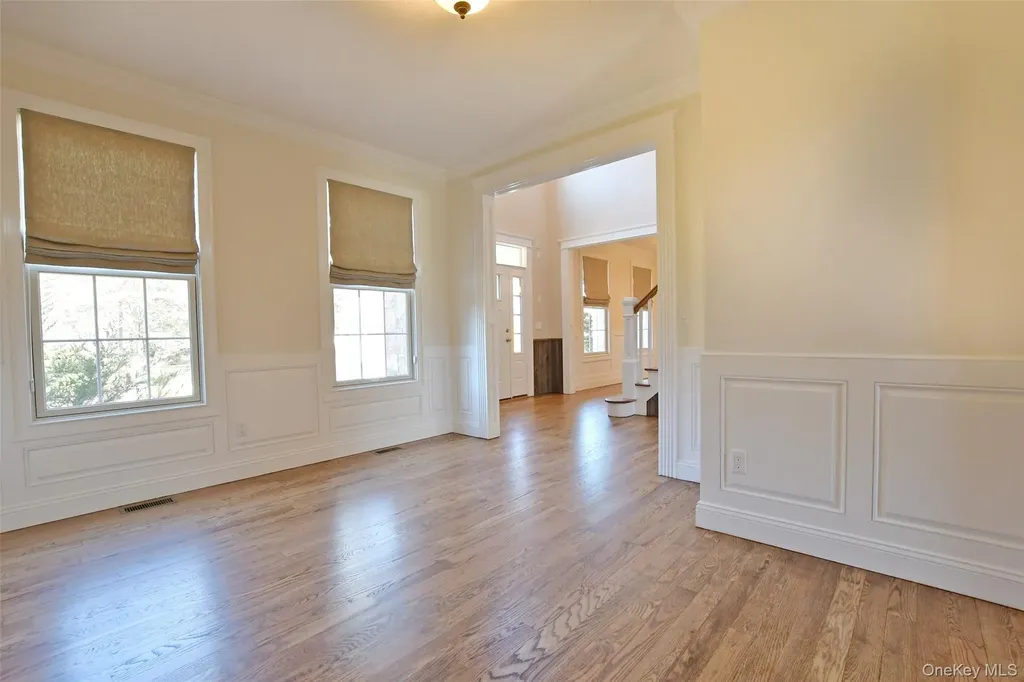 103 Silver Beech Lane Calverton NY 11933