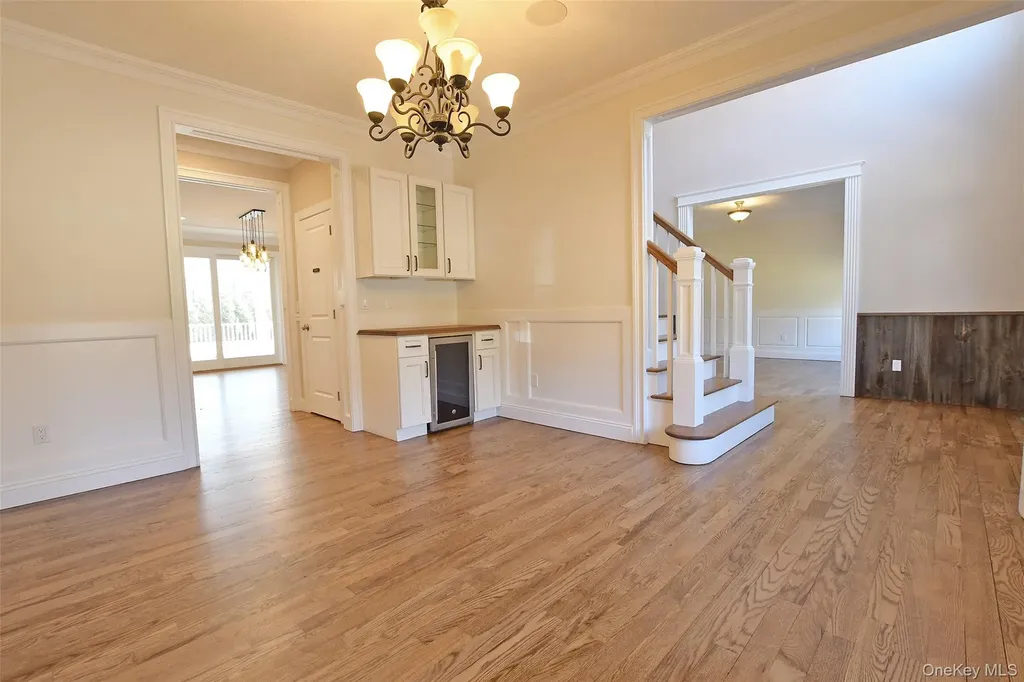 103 Silver Beech Lane Calverton NY 11933