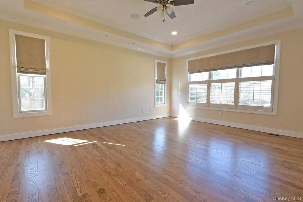 103 Silver Beech Lane Calverton NY 11933