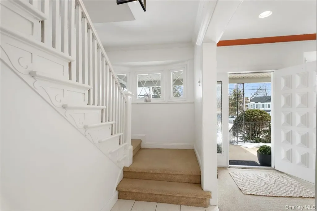 1224 Knickerbocker Avenue Mamaroneck NY 10543