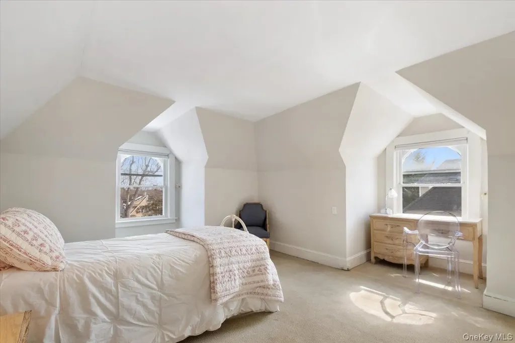 1224 Knickerbocker Avenue Mamaroneck NY 10543
