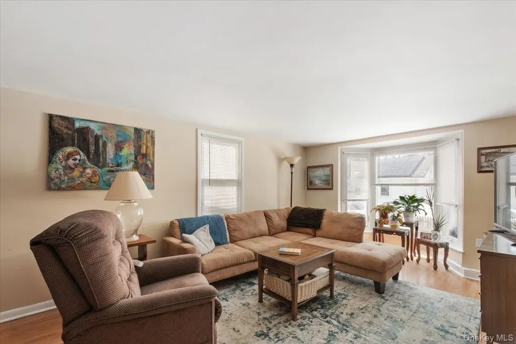 1224 Knickerbocker Avenue Mamaroneck NY 10543
