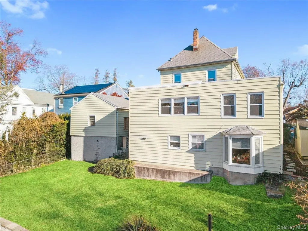 1224 Knickerbocker Avenue Mamaroneck NY 10543
