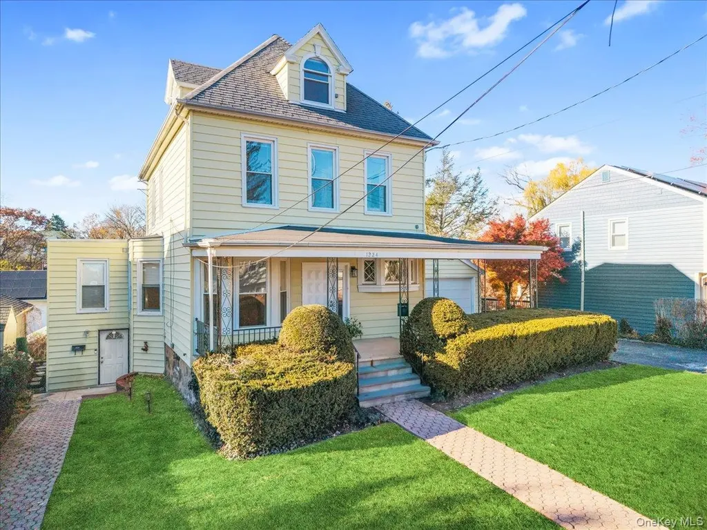 1224 Knickerbocker Avenue Mamaroneck NY 10543