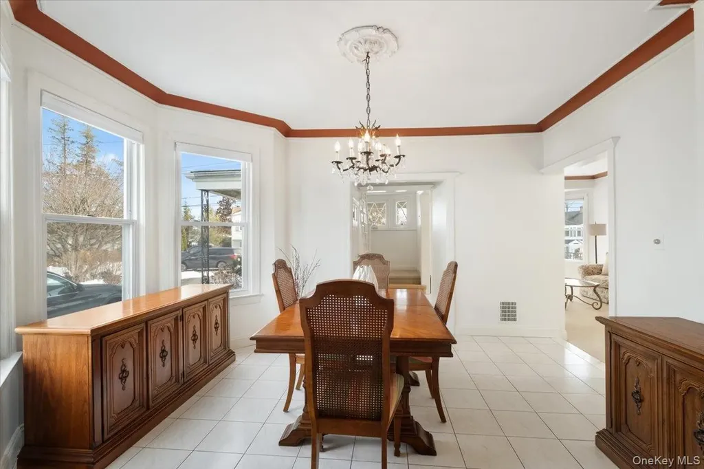 1224 Knickerbocker Avenue Mamaroneck NY 10543
