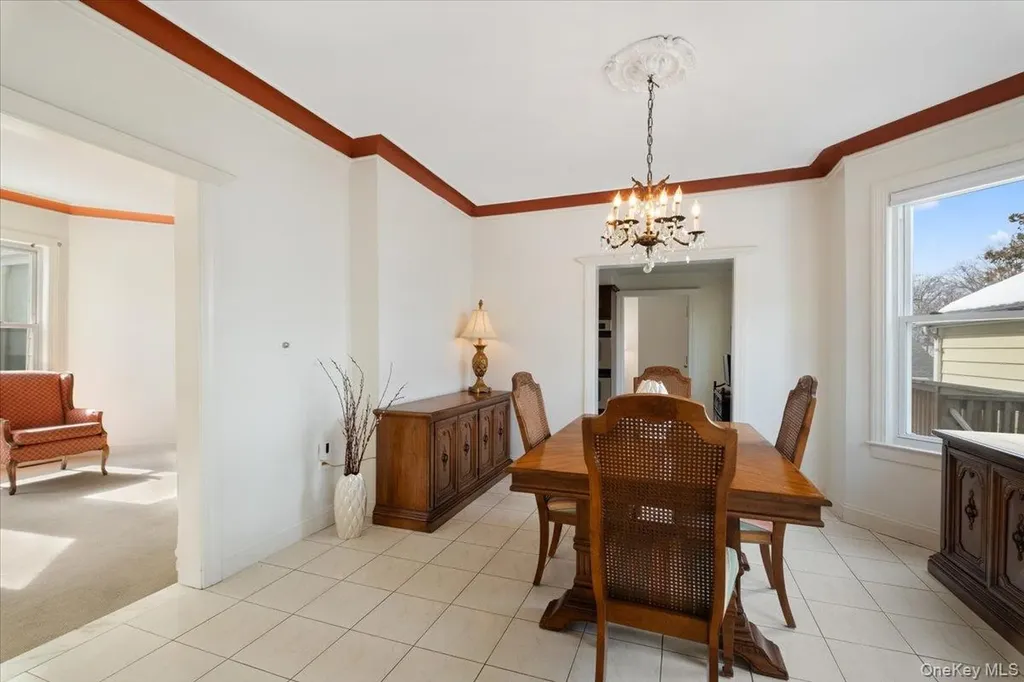 1224 Knickerbocker Avenue Mamaroneck NY 10543