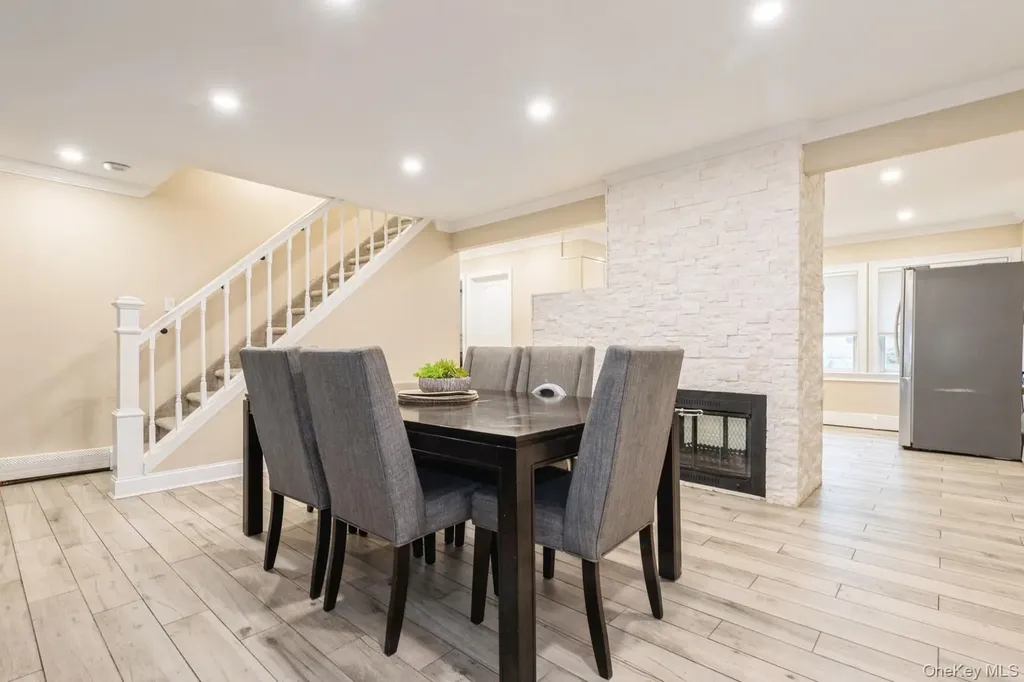 196 Willowood Drive Wantagh NY 11793