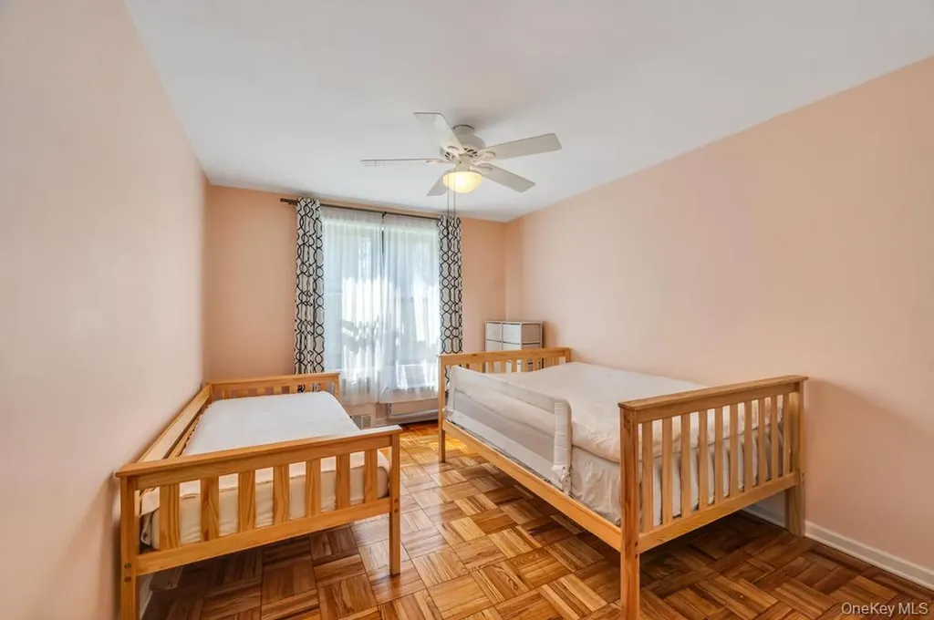 224-24 Union Turnpike Bayside NY 11364
