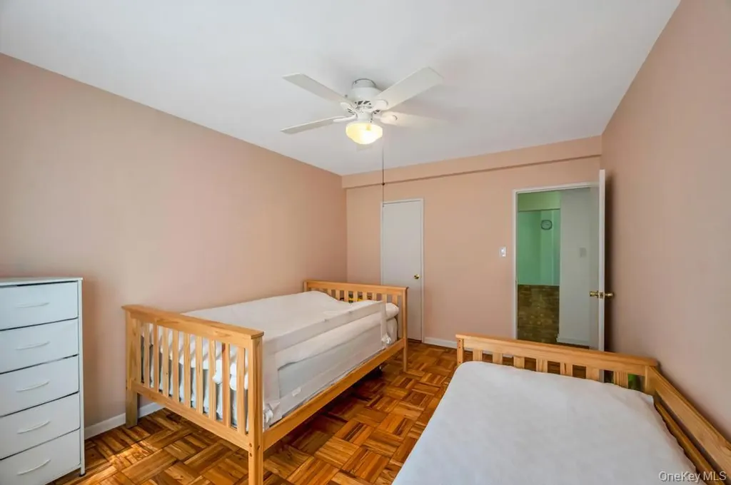 224-24 Union Turnpike Bayside NY 11364