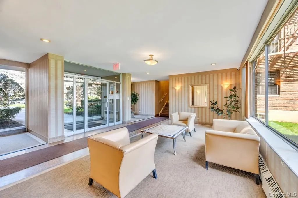 224-24 Union Turnpike Bayside NY 11364