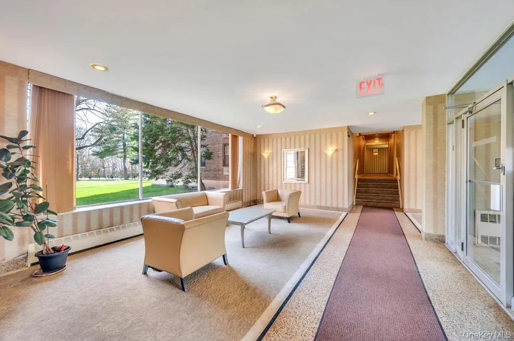 224-24 Union Turnpike Bayside NY 11364