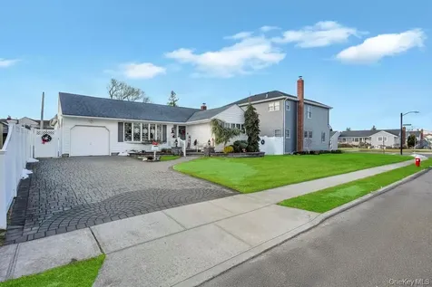60 Essex Road Bethpage NY 11714