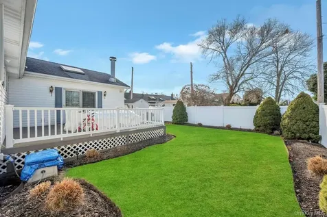 60 Essex Road Bethpage NY 11714