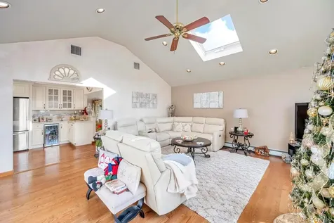 60 Essex Road Bethpage NY 11714