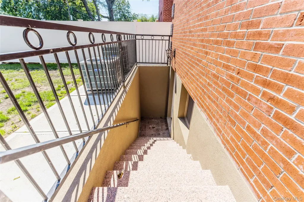 6431 138th Street Flushing NY 11367