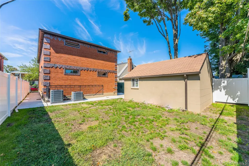 6431 138th Street Flushing NY 11367