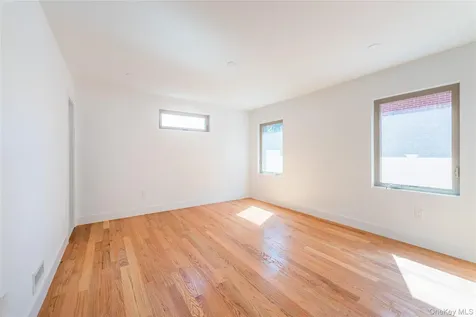 6431 138th Street Flushing NY 11367