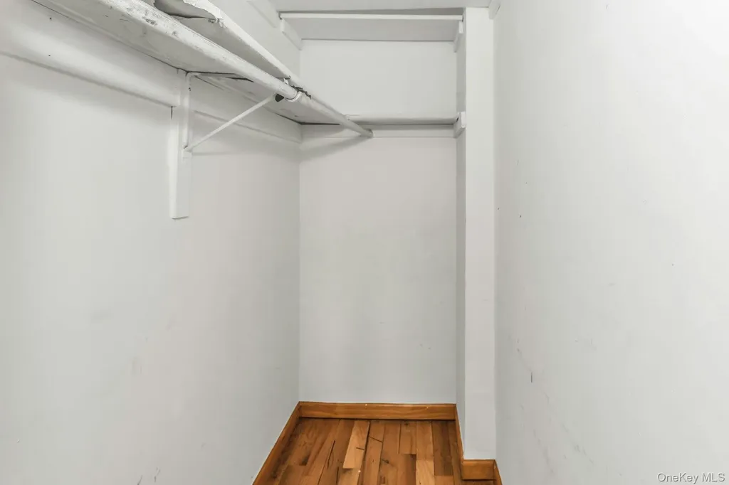 147-45 Barclay Avenue Flushing NY 11355