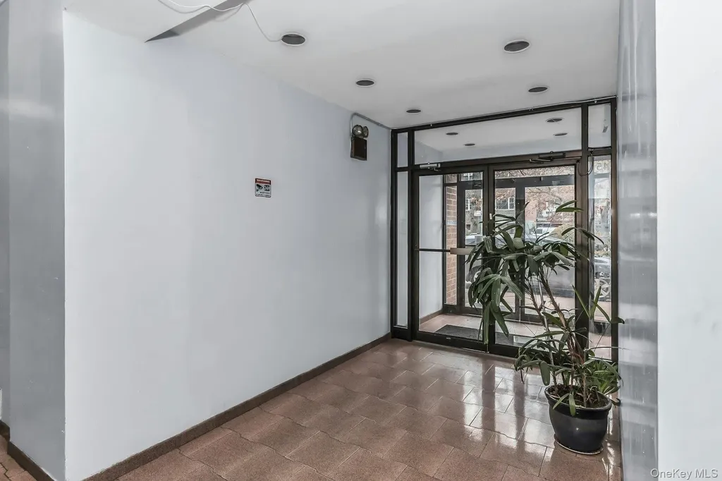 147-45 Barclay Avenue Flushing NY 11355