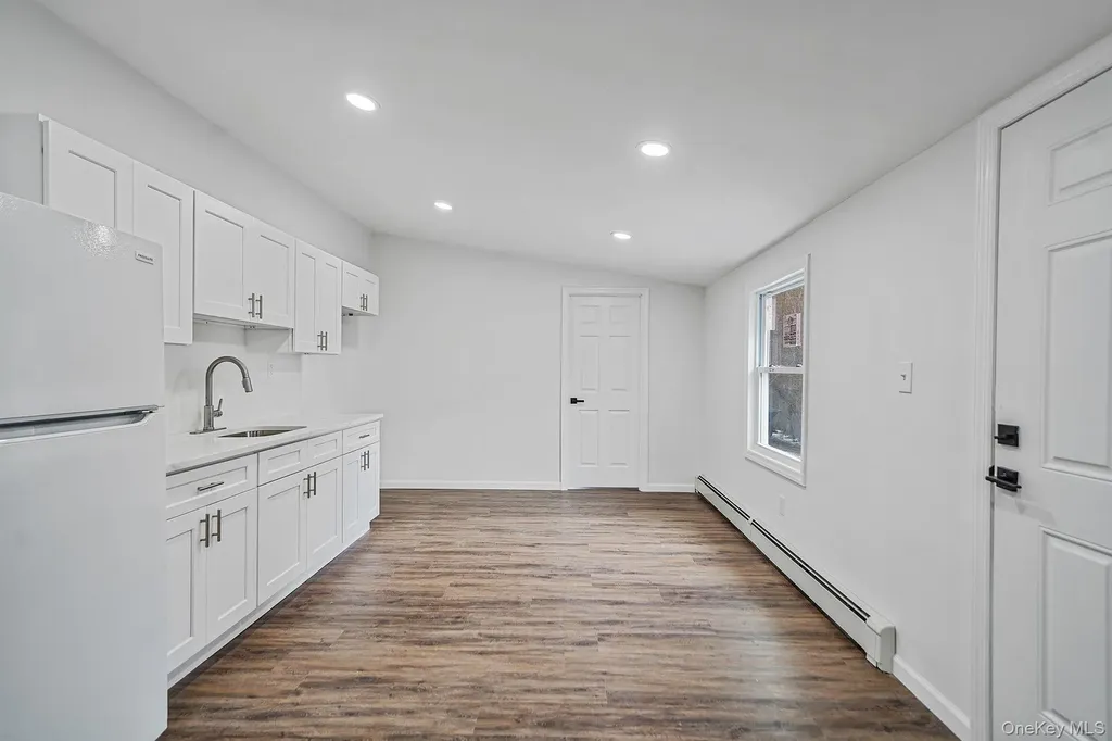 167 Silverleaf Lane Islandia NY 11749