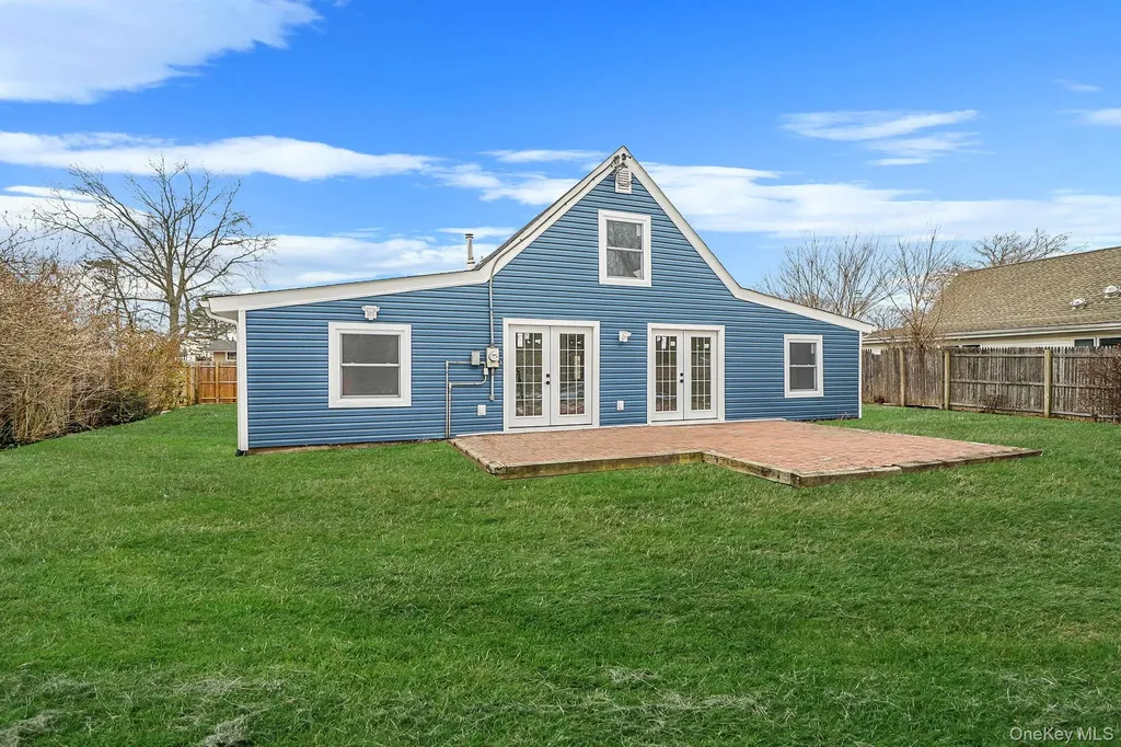167 Silverleaf Lane Islandia NY 11749