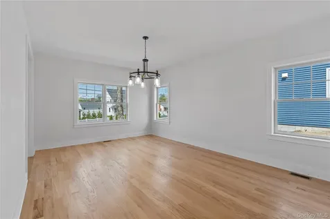 561 King Street Port Chester NY 10573